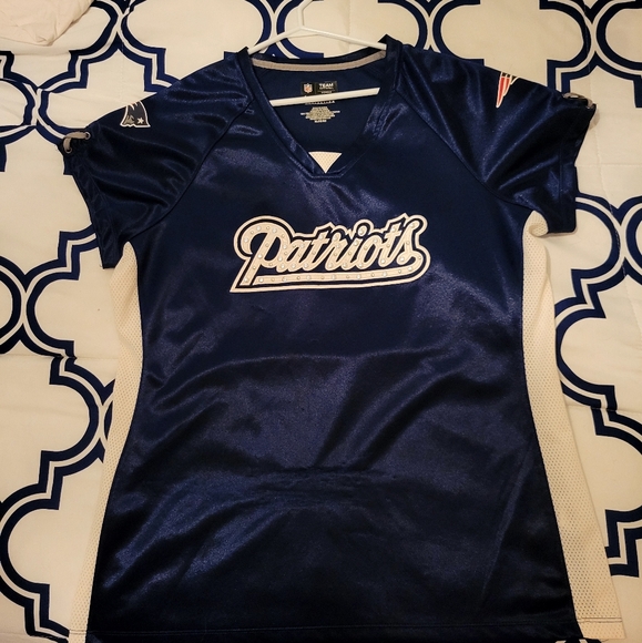 New England Partiots Ladies jersey. - Picture 1 of 6